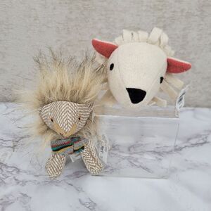 Peir 1 One Plush Lion Ornament and Magnetic Lion Head Mount Lot